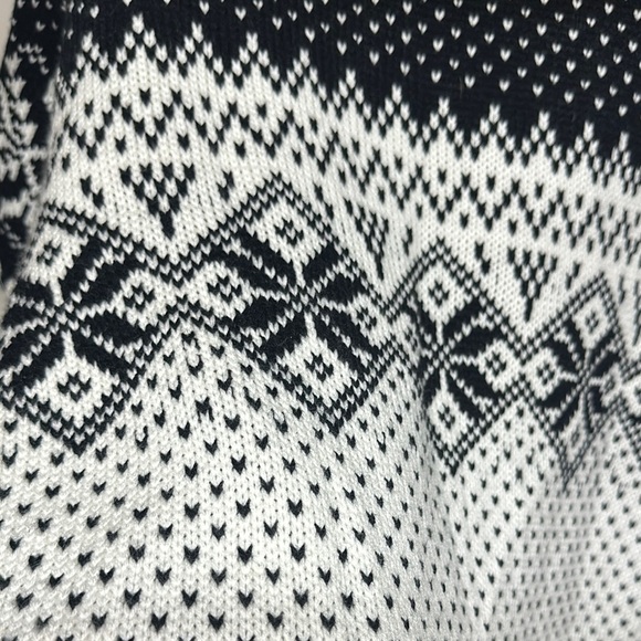 Westbound Petites Cardigan Sweater Wrap Shrug Fuzzy Fringe Womens - Picture 6 of 11